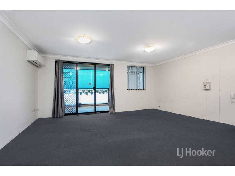 3/24-28 First Avenue, Blacktown NSW 2148