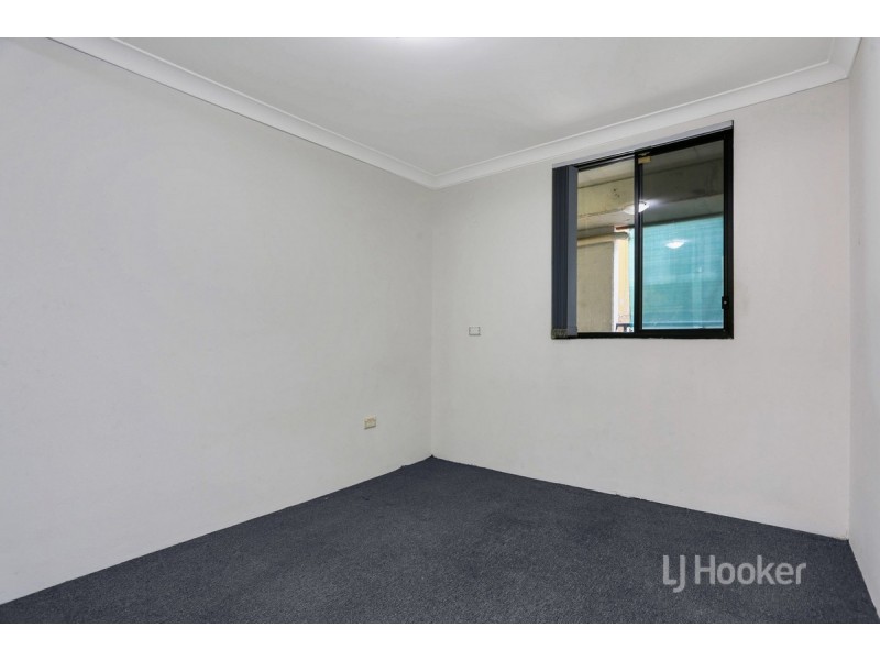 3/24-28 First Avenue, Blacktown NSW 2148