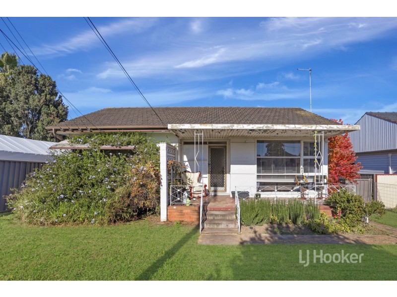 2 Matthew Crescent, Blacktown NSW 2148