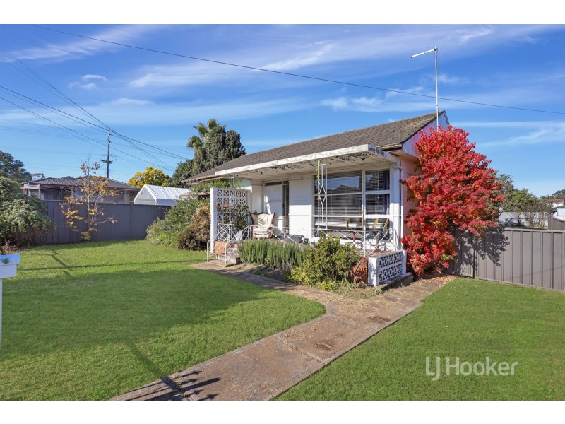 2 Matthew Crescent, Blacktown NSW 2148