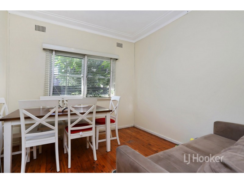 2 Matthew Crescent, Blacktown NSW 2148