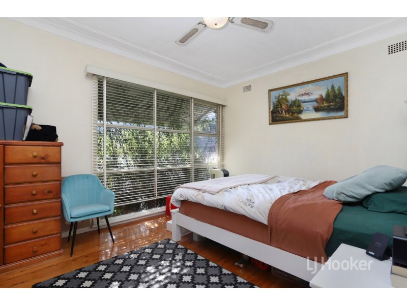 2 Matthew Crescent, Blacktown NSW 2148