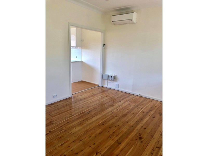 9 Monash Road, Blacktown NSW 2148