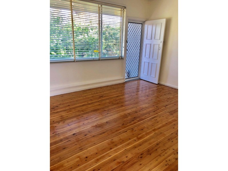 9 Monash Road, Blacktown NSW 2148