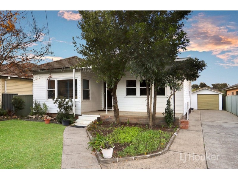 17 Williamson Avenue, Seven Hills NSW 2147