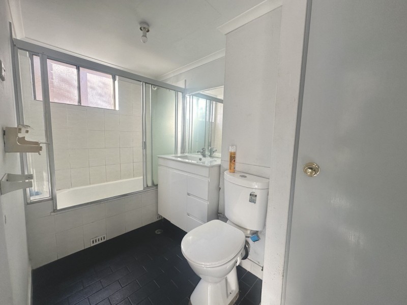 14/7 Griffiths Street, Blacktown NSW 2148