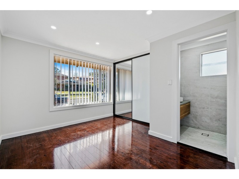 105 Fawcett Street, Glenfield NSW 2167