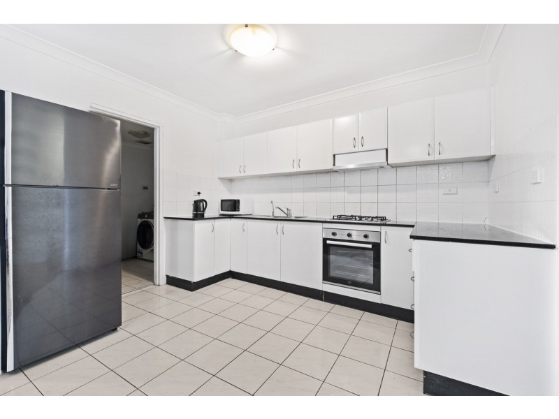 14/9-13 Griffiths Street, Blacktown NSW 2148
