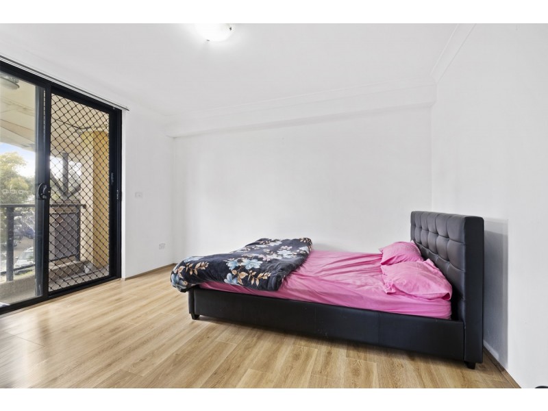 14/9-13 Griffiths Street, Blacktown NSW 2148