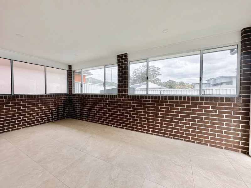 11a Kurrajong Crescent, Blacktown NSW 2148