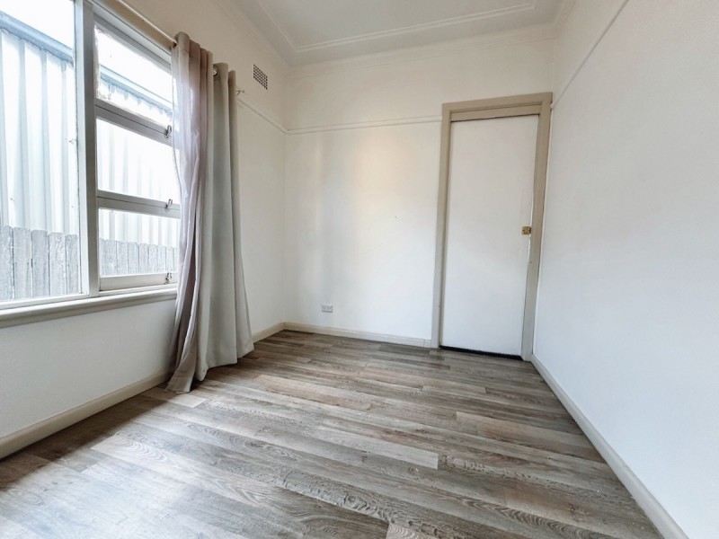 8 Hunter Street, Blacktown NSW 2148