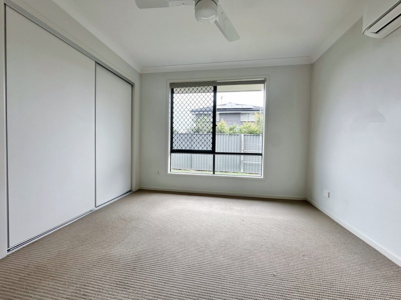 24 Bluestone Drive, Glenmore Park NSW 2745