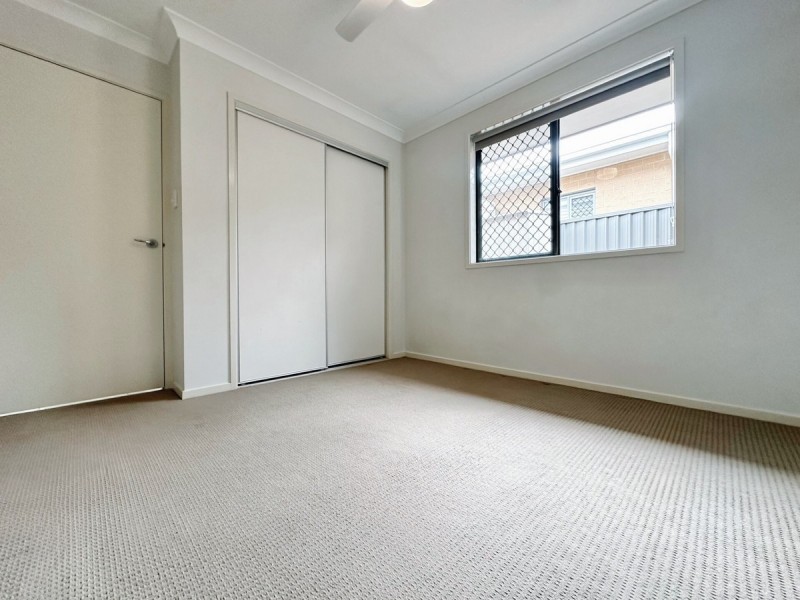 24 Bluestone Drive, Glenmore Park NSW 2745