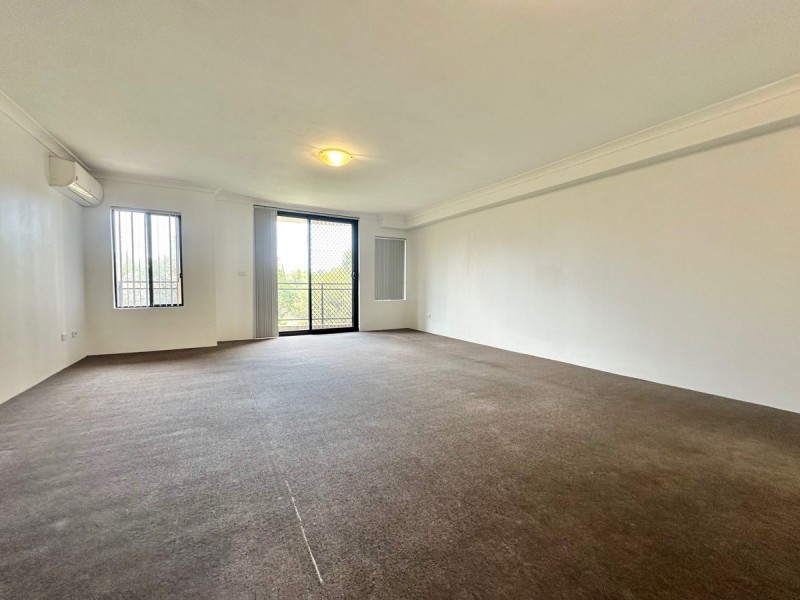 9/9-13 Griffiths Street, Blacktown NSW 2148