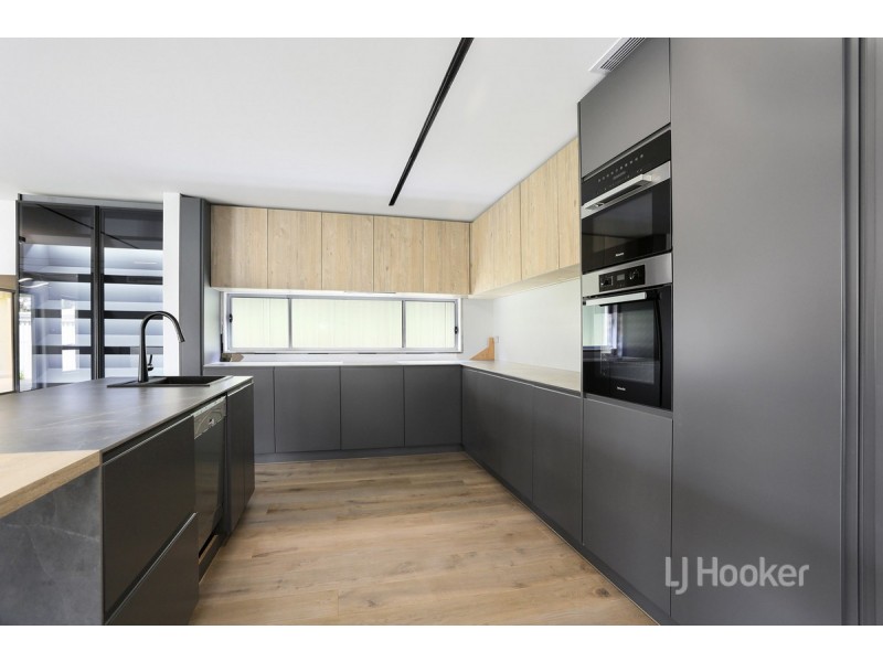 100 Shanke Crescent, Kings Langley NSW 2147