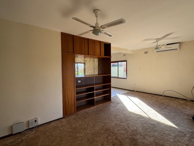 25 Paul Street, Blacktown NSW 2148