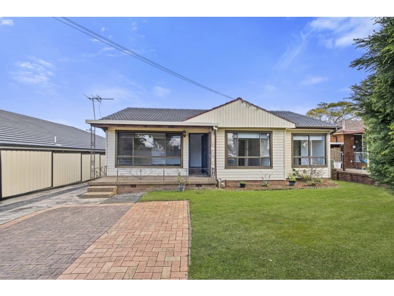 16 Derwent Parade, Blacktown NSW 2148