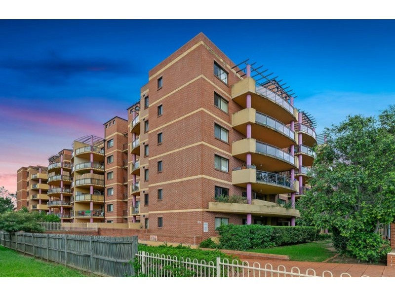 2/29-33 Kildare Road, Blacktown NSW 2148