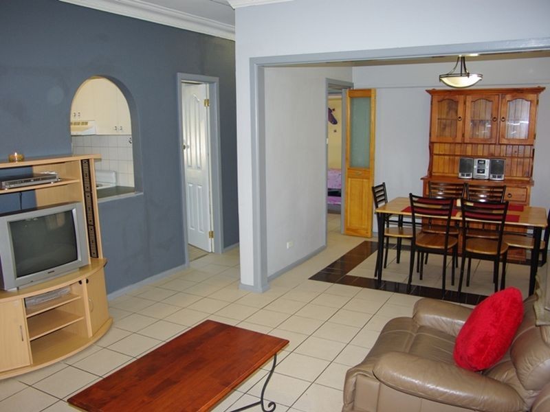 24 Glamorgan Street, Blacktown NSW 2148