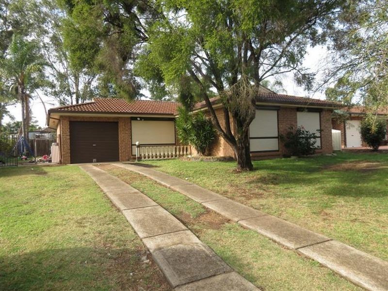 9 Batten Place, Doonside NSW 2767