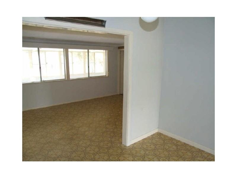 16 Valda Street, Blacktown NSW 2148