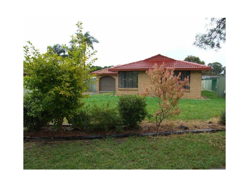 8 Reef Street, Quakers Hill NSW 2763