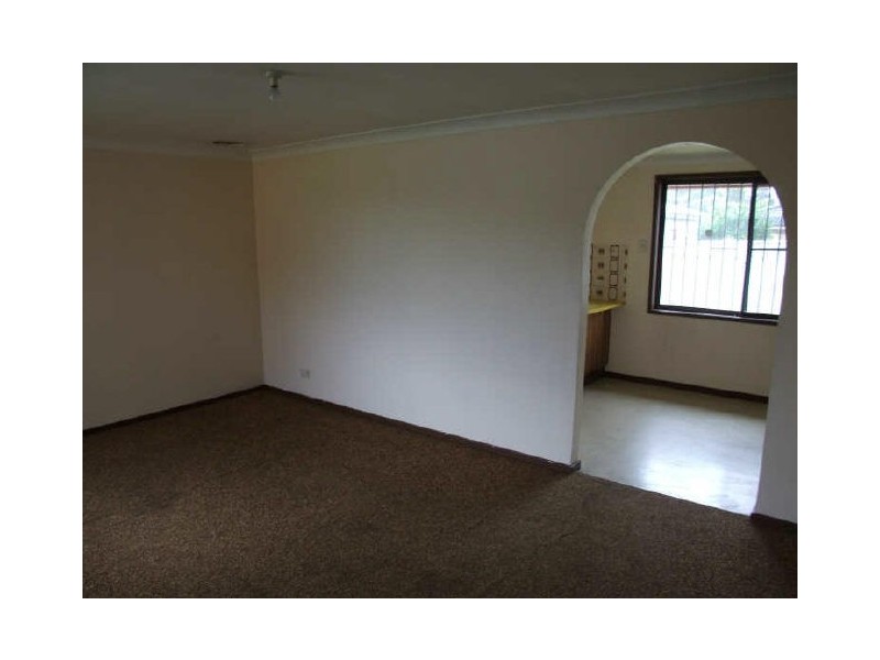 8 Reef Street, Quakers Hill NSW 2763