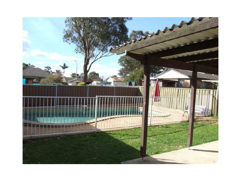 141 Hillend Road, Doonside NSW 2767