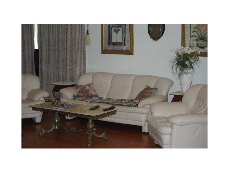 8 Zermatt Avenue, Seven Hills NSW 2147