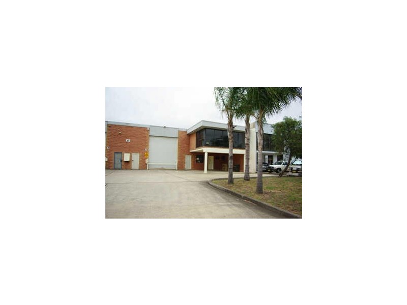 2/13 Carnegie Place, Blacktown NSW 2148