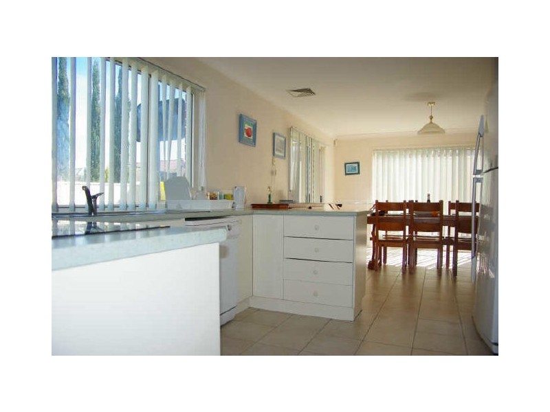 16 De Castella Drive, Blacktown NSW 2148