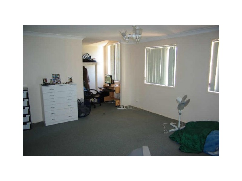 16 De Castella Drive, Blacktown NSW 2148