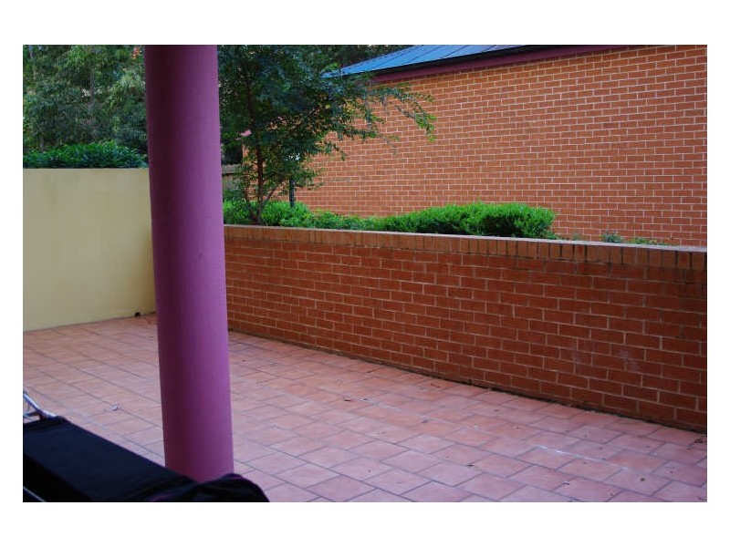 2/29-33 Kildare Road, Blacktown NSW 2148