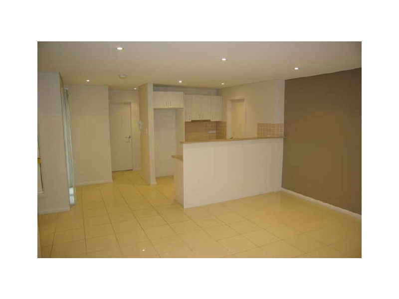 6/121-123 Stephen Street, Blacktown NSW 2148