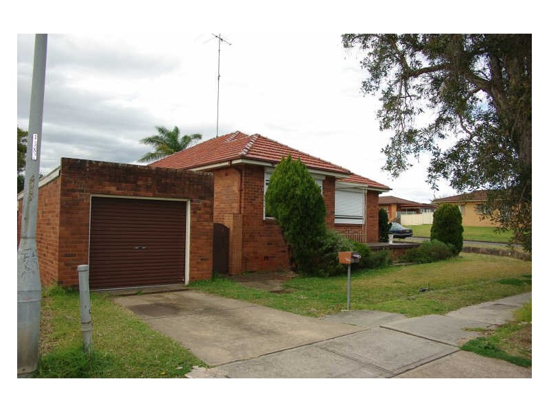 2 Harrow Street, Marayong NSW 2148