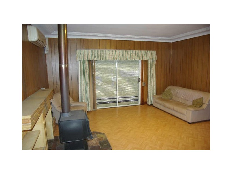 28 Derwent Parade, Blacktown NSW 2148