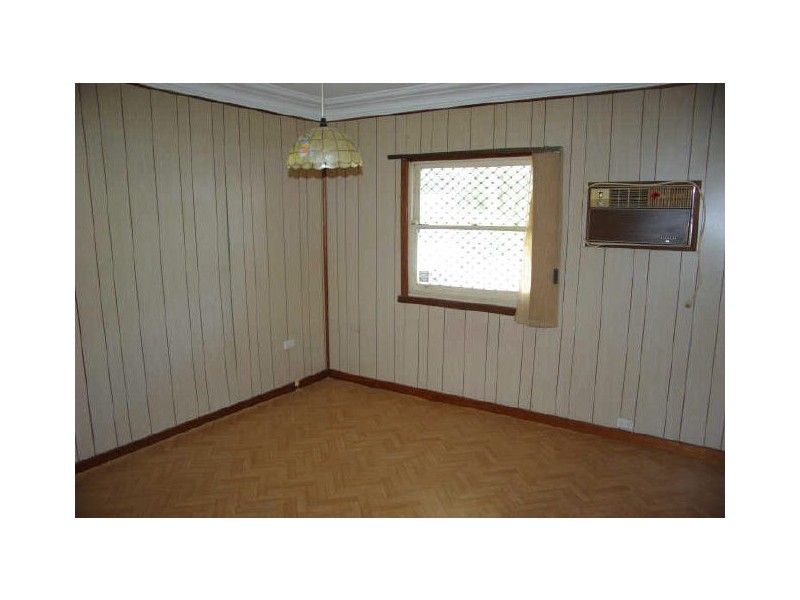 28 Derwent Parade, Blacktown NSW 2148