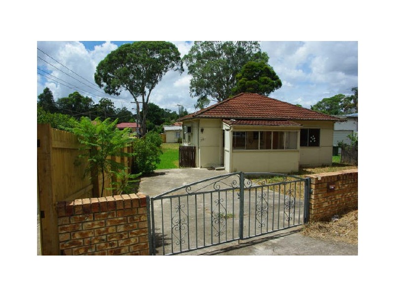 403 Wentworth Avenue, Toongabbie NSW 2146