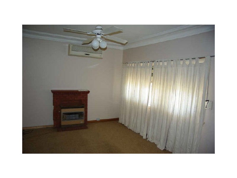 130 Davis Road, Marayong NSW 2148