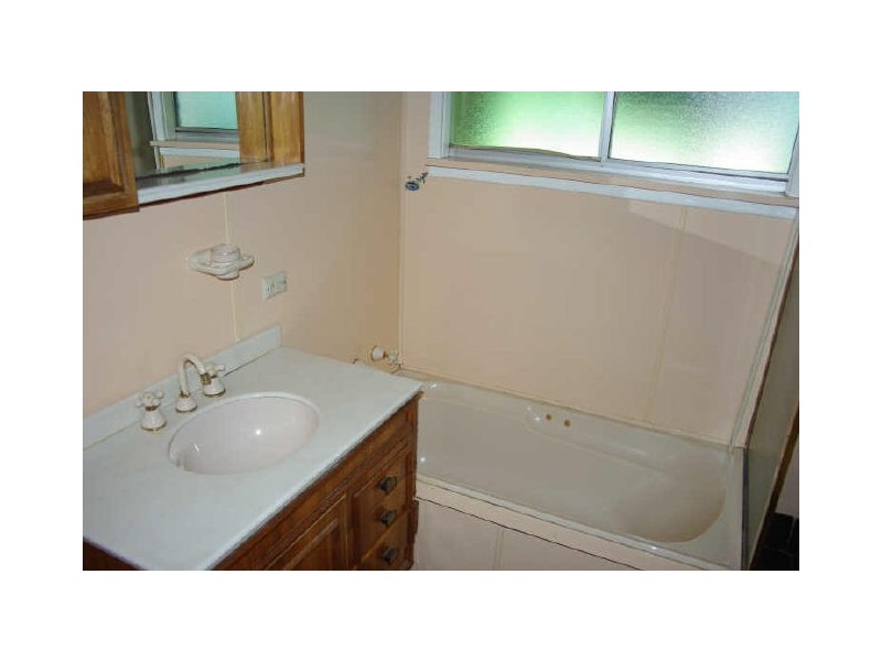 130 Davis Road, Marayong NSW 2148