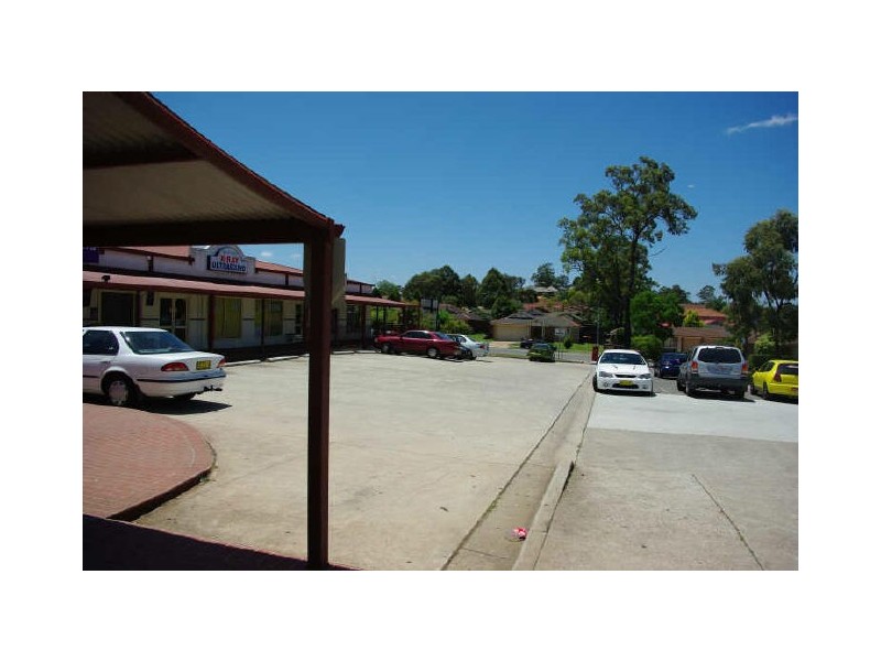 2/206 Farnham Road, Quakers Hill NSW 2763
