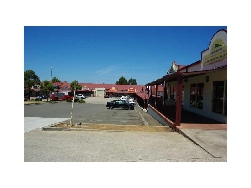 2/206 Farnham Road, Quakers Hill NSW 2763