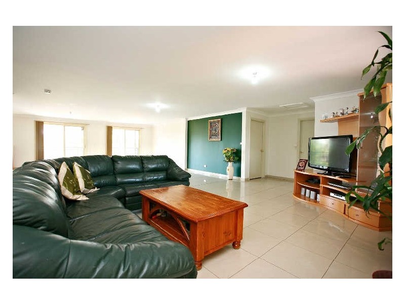 5 Werrona Street, Dharruk NSW 2770