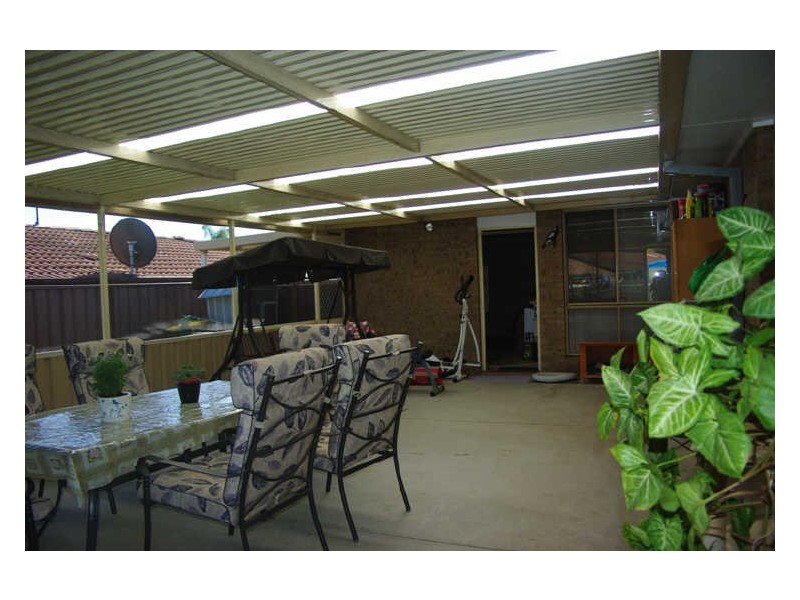 8 Ashton Place, Doonside NSW 2767