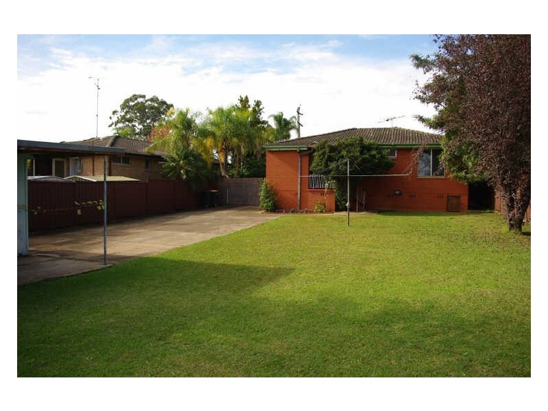 5 Zambesi Road, Seven Hills NSW 2147