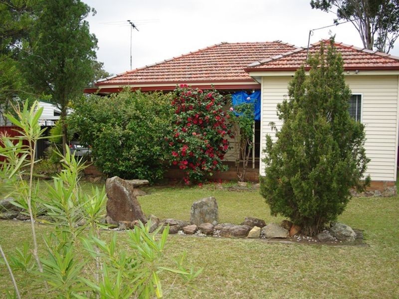 17 Woodside Avenue, Blacktown NSW 2148