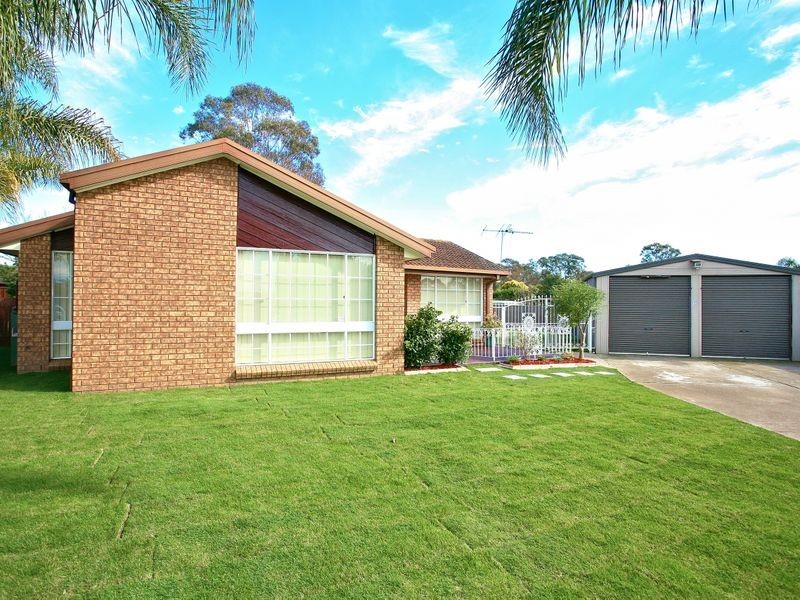 4 Dion Place, Plumpton NSW 2761