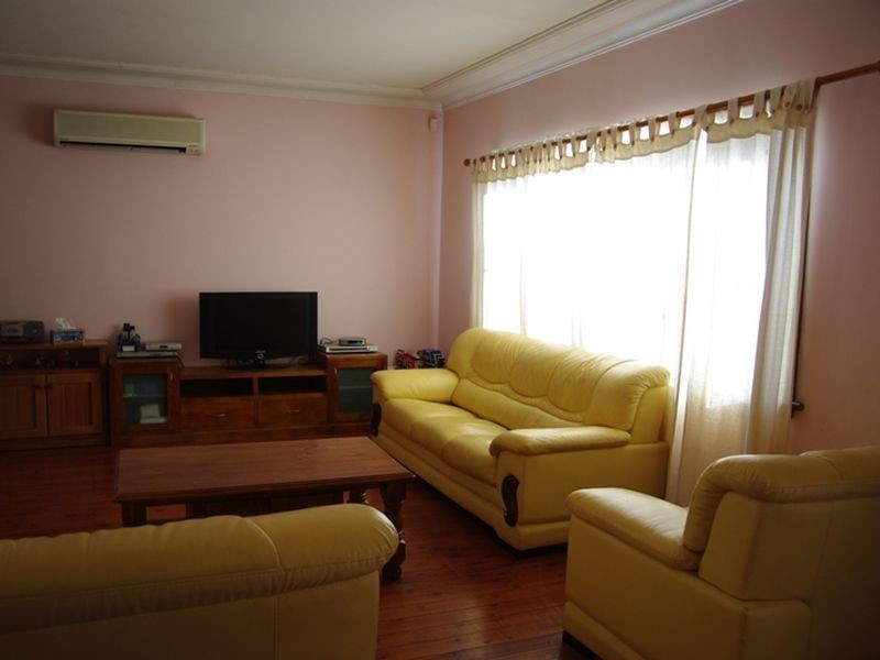 14 Hilltop Avenue, Blacktown NSW 2148