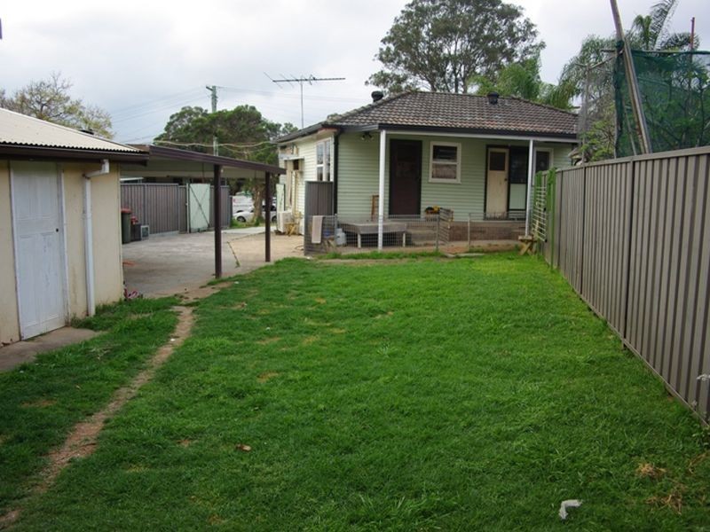 22 Sylvia Street, Blacktown NSW 2148