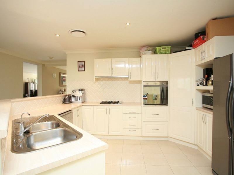 7 Lynbrook Court, Castle Hill NSW 2154